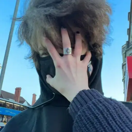 Sticker 🤦‍♂️