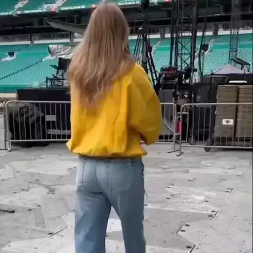 Taylor swift preview
