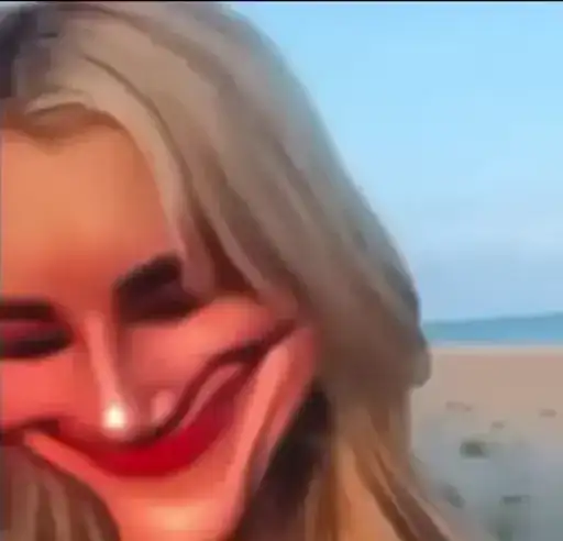 Эмма Робертс preview